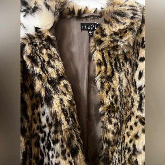 Cheetah Print Faux Fur Jacket Evening Wrap - Never Worn - Picture 6 of 6